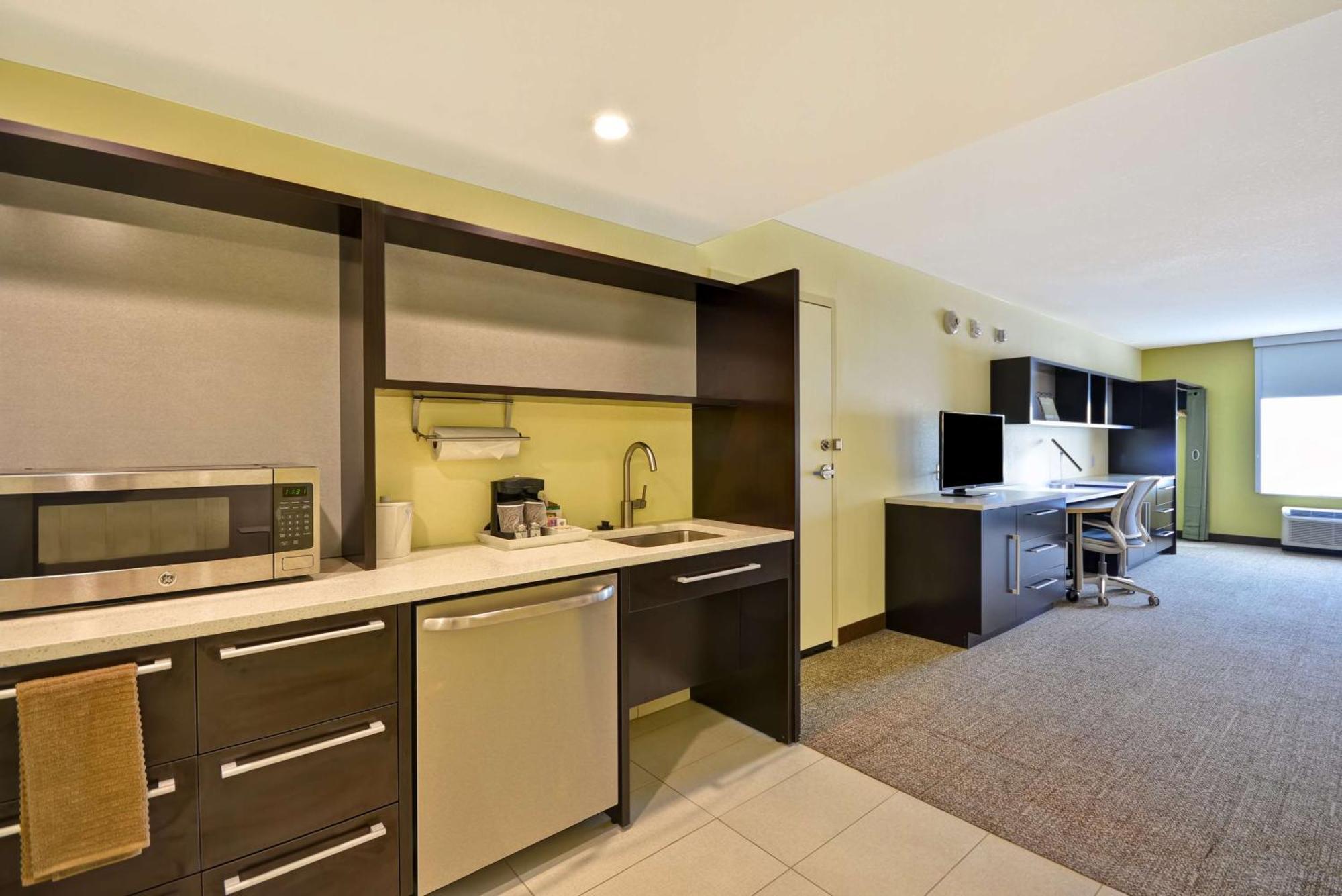 Home2 Suites By Hilton Dallas North Park Eksteriør billede