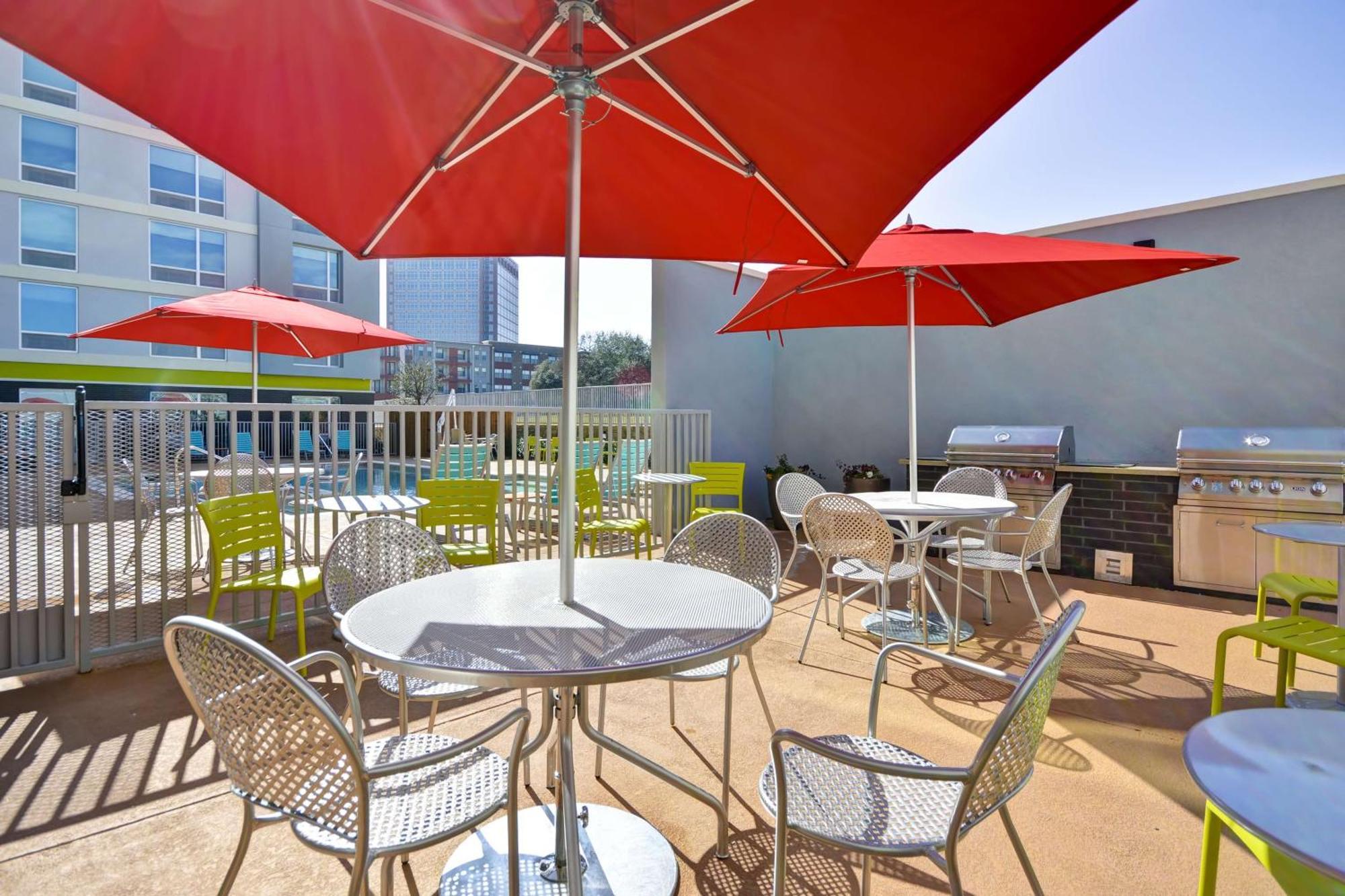 Home2 Suites By Hilton Dallas North Park Eksteriør billede